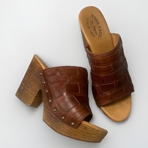 KORK-EASE Charissa Block Heel Sandals Women’s Sz 10 Tan Leather Woven Boho Retro